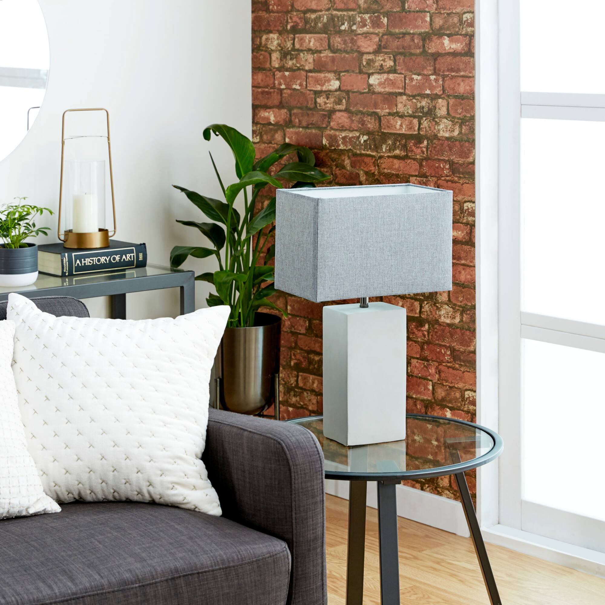 23" White Ceramic Traditional Table Lamp